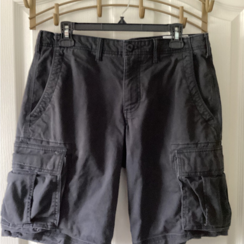 Men's Gap Black 11” Cargo Shorts